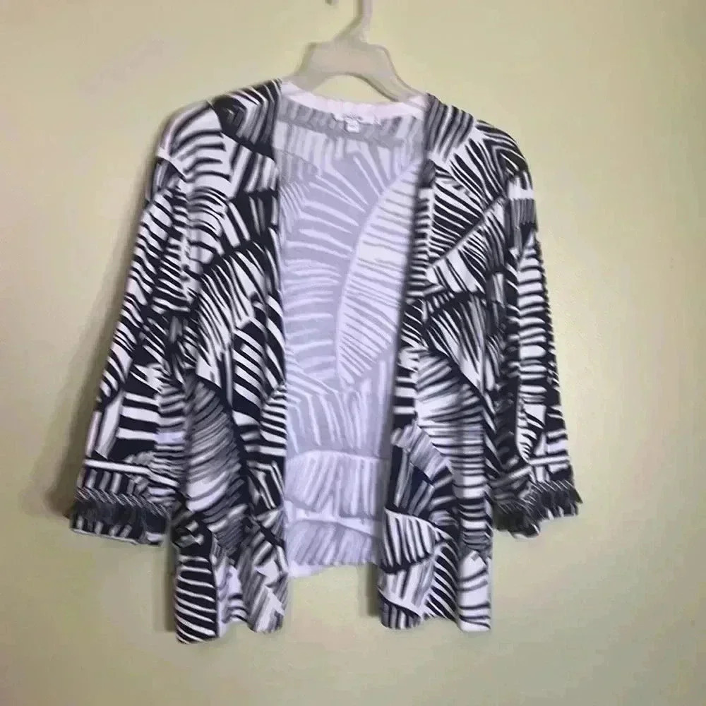 Women's Chico’s 3 blouse .